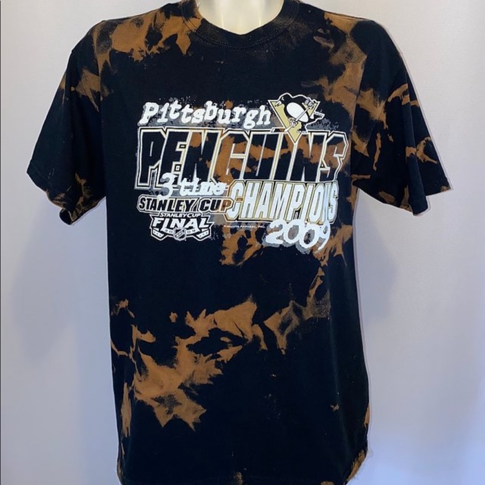*CUSTOM DYED PITTSBURGH PENGUINS TSHIRT